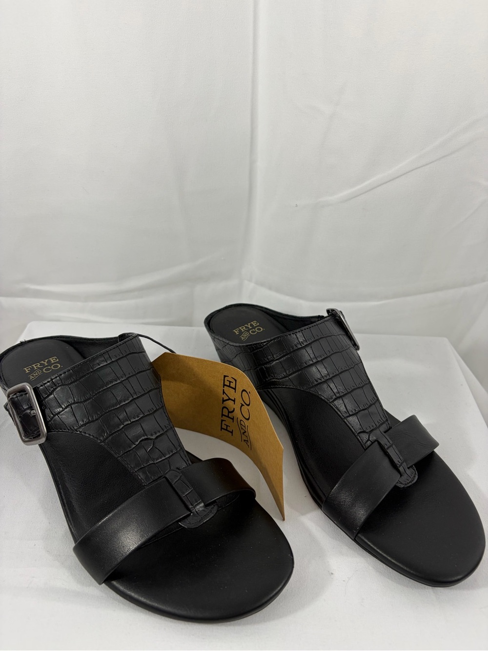 NWT Frye & Co Women’s Size 9 Black Slide Sandals